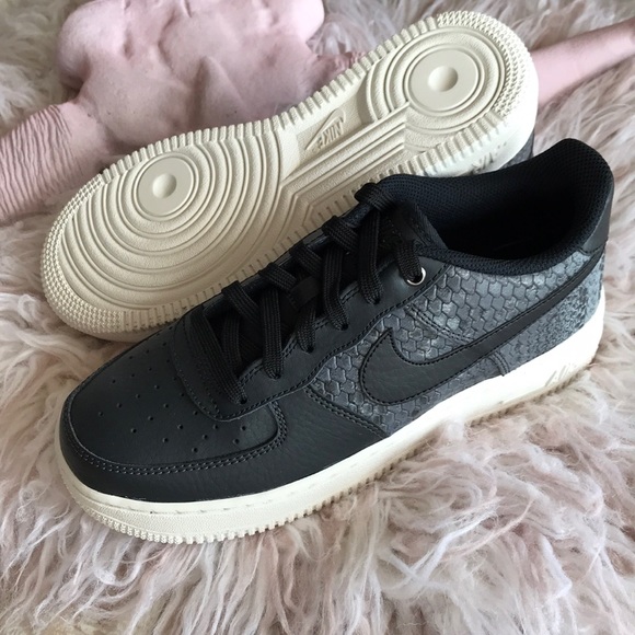 NWT Nike Air Force 1 snake skin - Picture 8 of 8